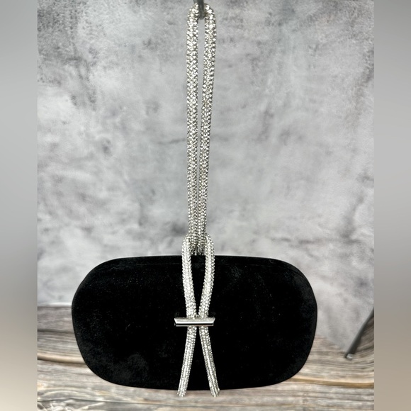 Handbags - Rhinestone Velvet Evening Chain Dinner Bag NWOT